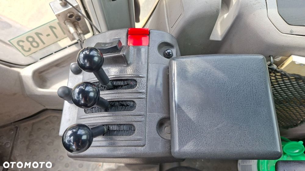 Volvo L 70 H 4X4 - 24