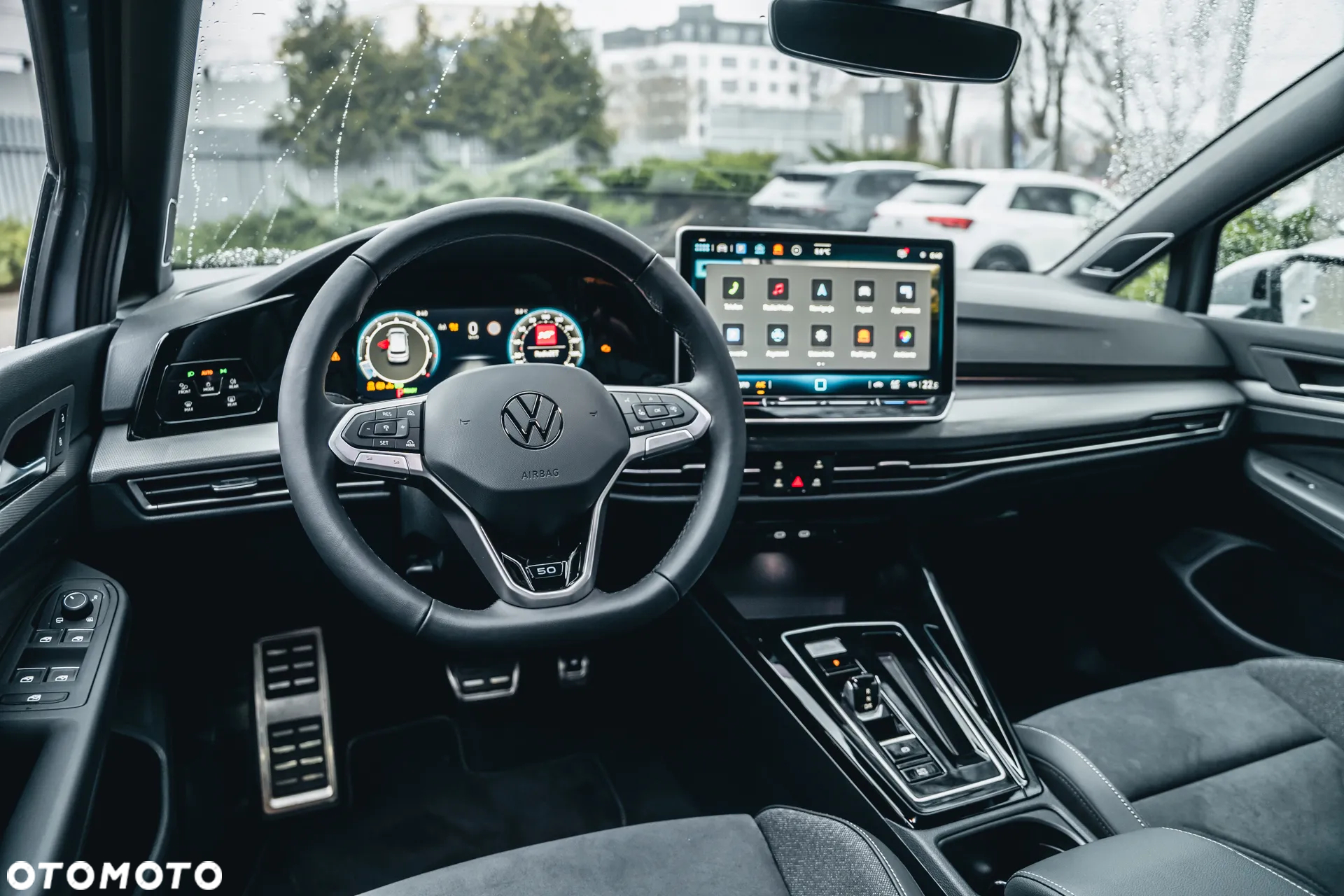 Volkswagen Golf - 32