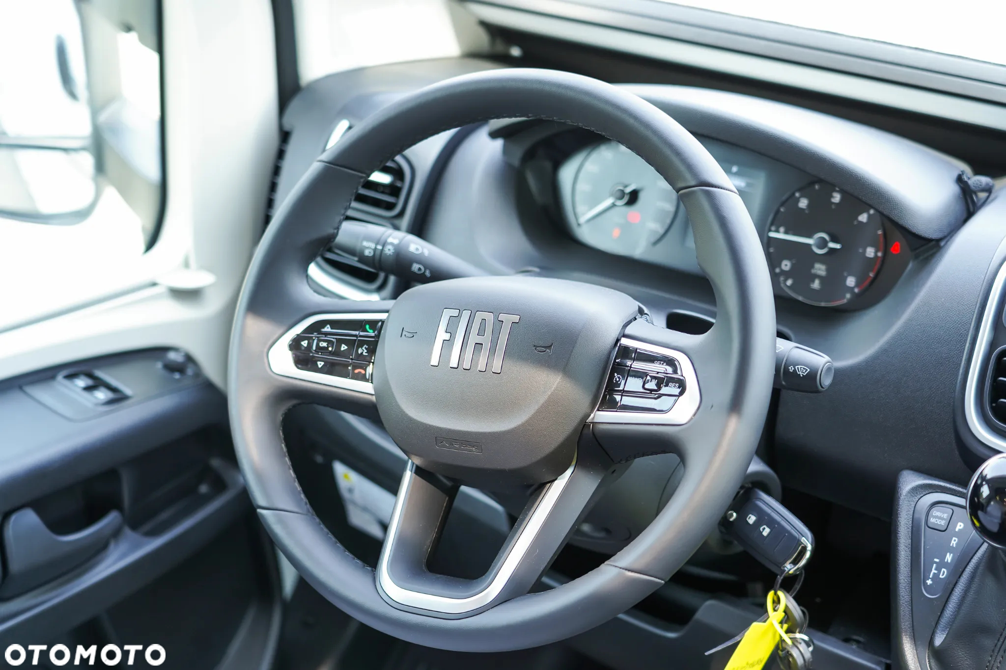 PILOTE P740 GJ Expression - 14