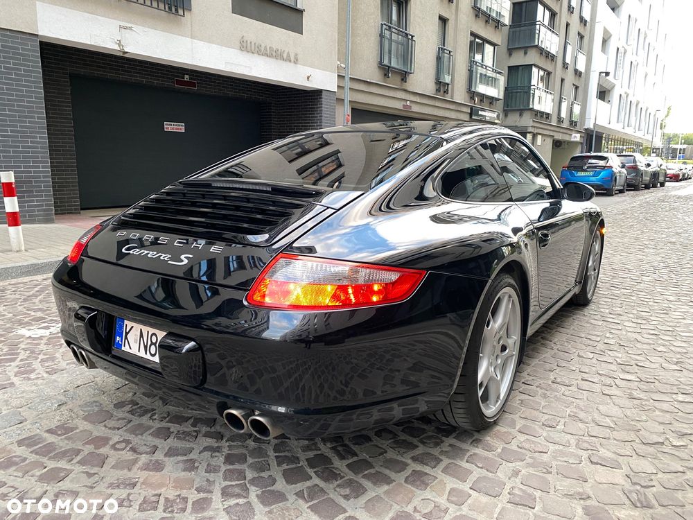 Porsche 911 Carrera S - 8