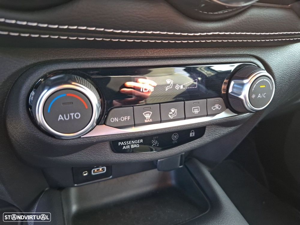 Nissan Juke 1.0 DIG-T N-Connecta NAV.+TwoTone NC DCT - 22