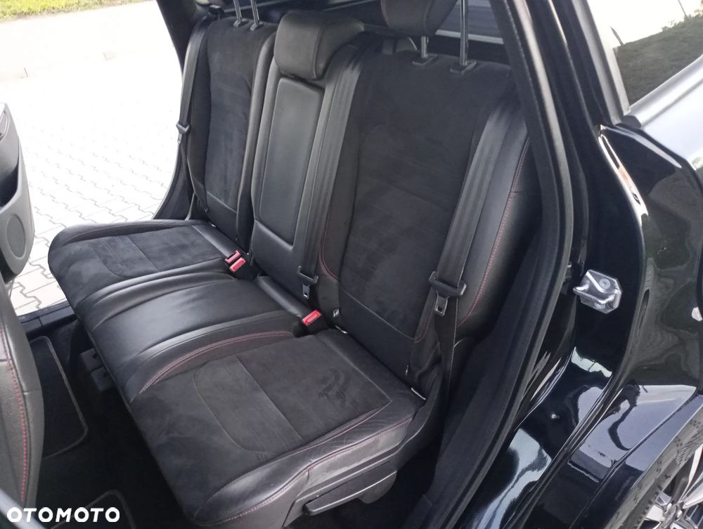Ford Kuga 1.5 EcoBoost 2x4 ST-Line - 17