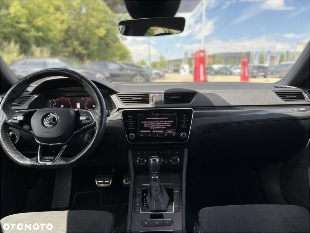 Skoda Superb 2.0 TDI SCR 4x4 Sportline DSG - 14
