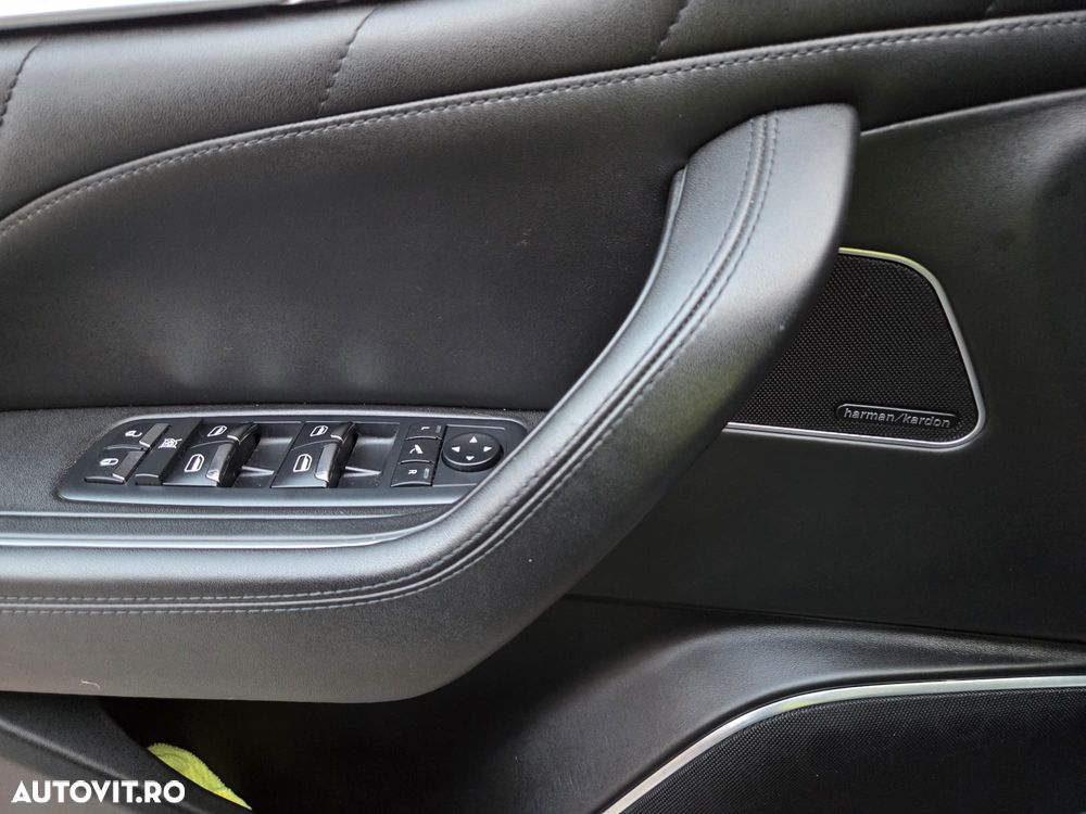 Maserati Levante Q4 GranLusso - 12