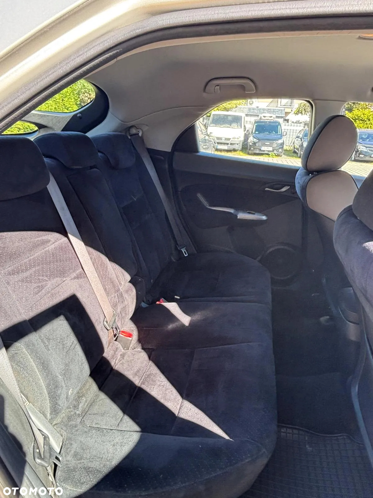Honda Civic 1.8 Comfort - 5