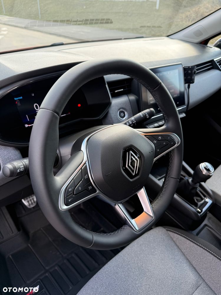 Renault Clio 1.0 TCe Evolution - 29