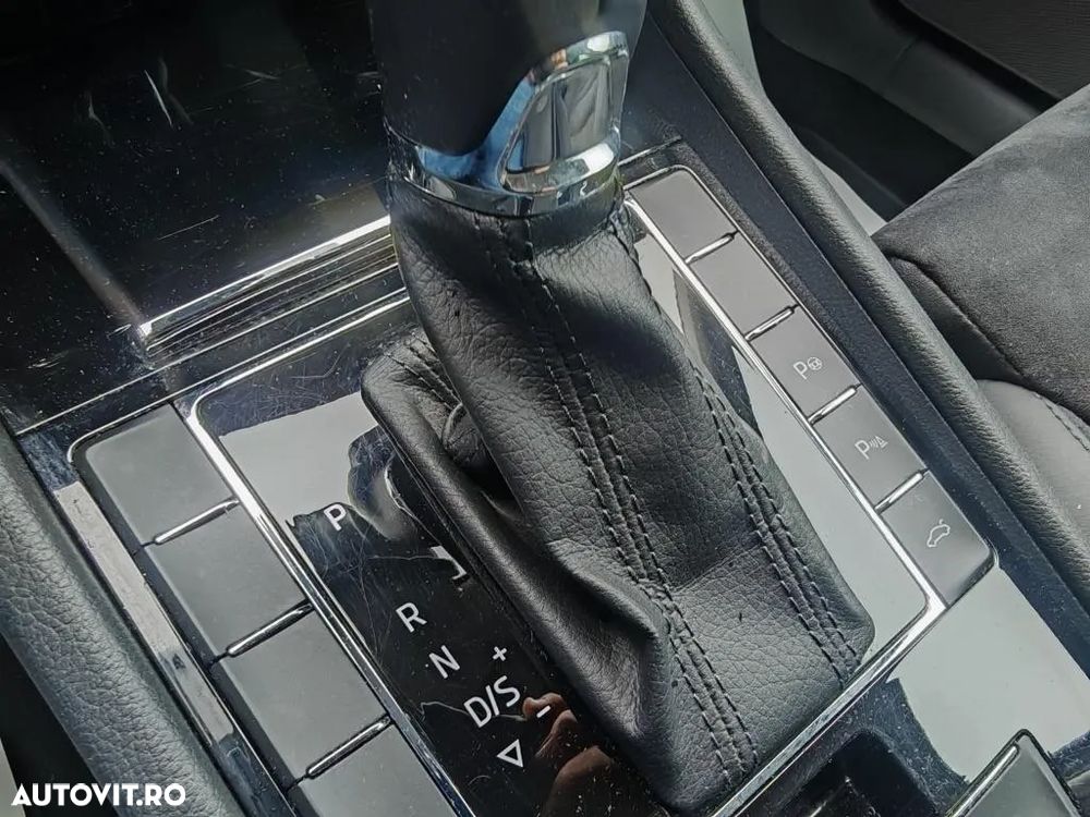 Skoda Superb Combi 1.6 TDI DSG Active - 13