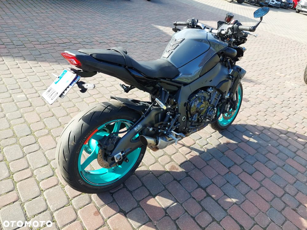 Yamaha MT - 5