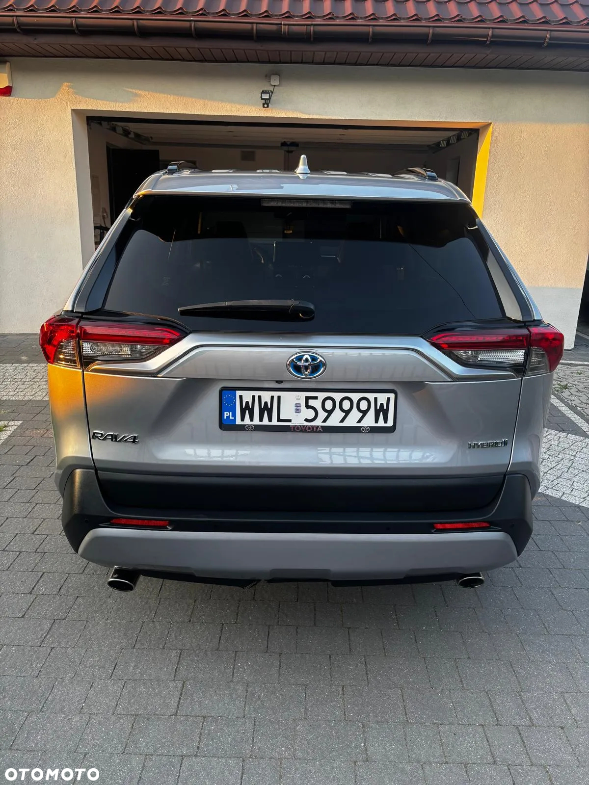 Toyota RAV4 - 11