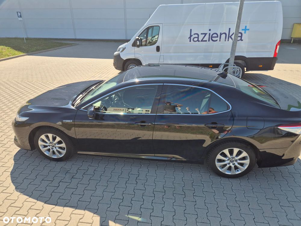 Toyota Camry 2.5 Hybrid Comfort CVT - 6