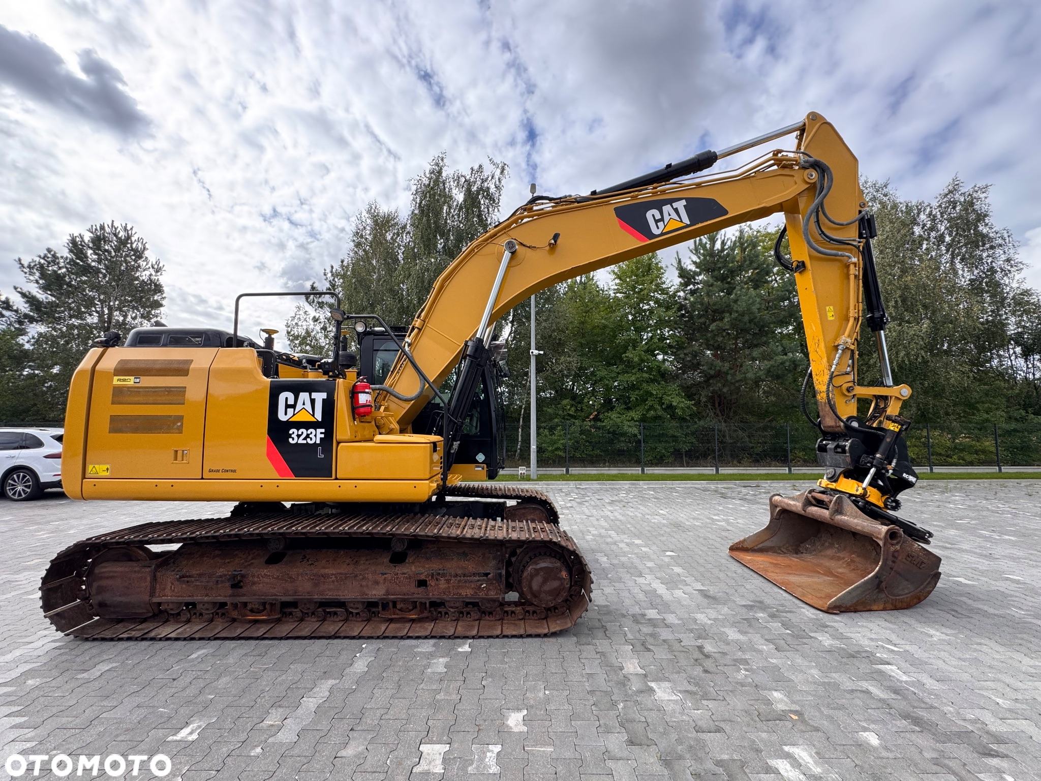 Caterpillar 323FL Cat|2016|6100mtg| rototilt ze szczypcami|system 3D LEICA| - 17