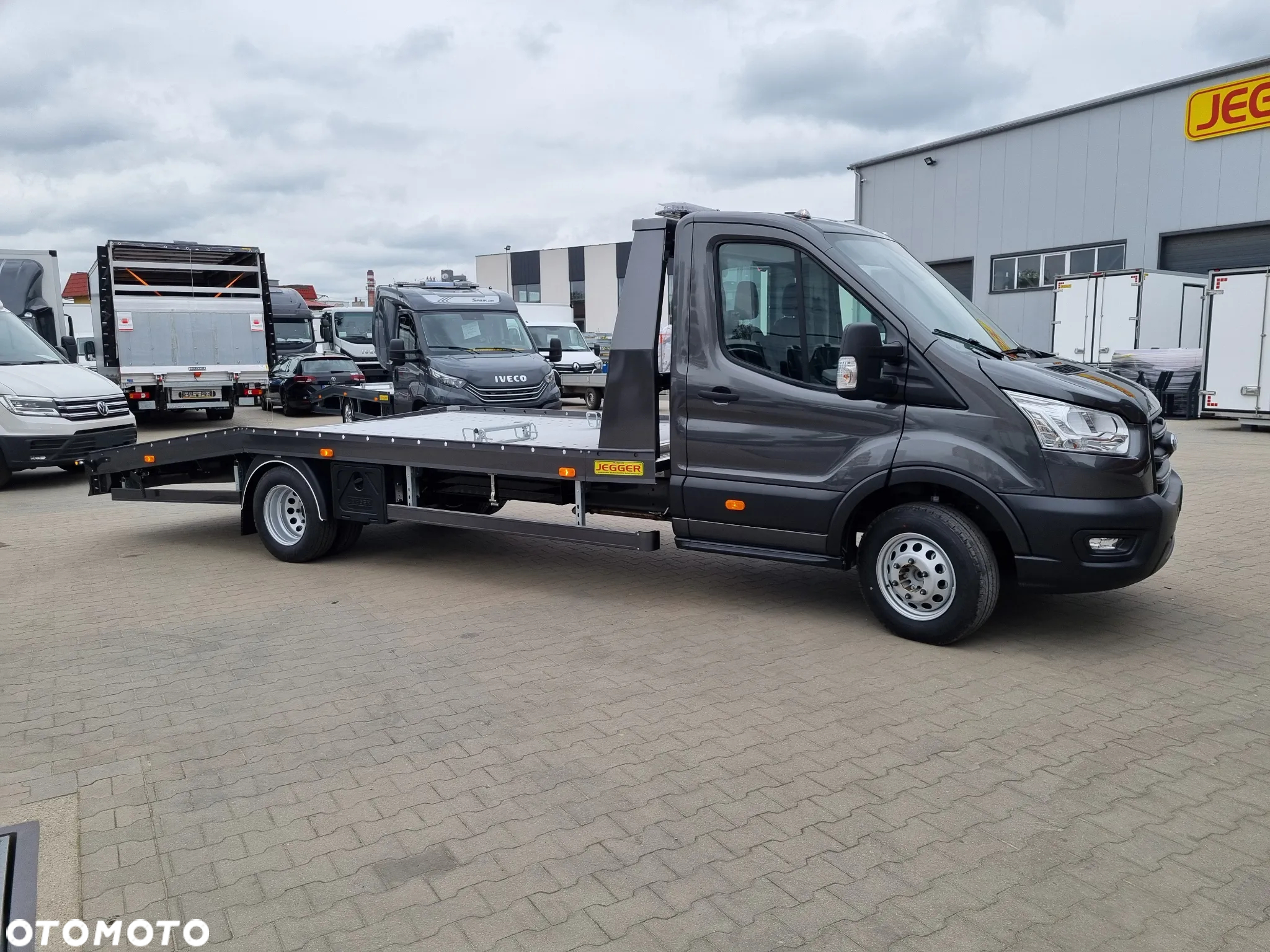 Ford Transit - 12