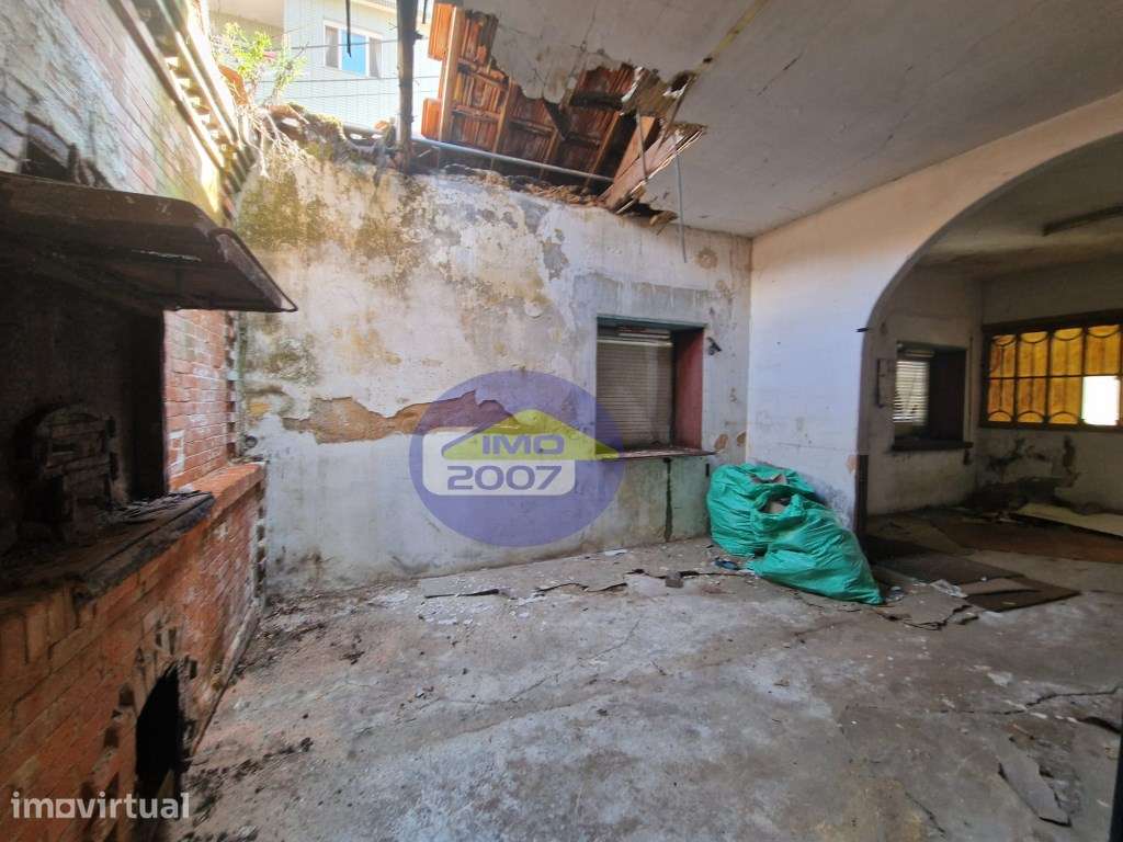 Moradia para Restauro em Esmoriz - Grande imagem: 3/8