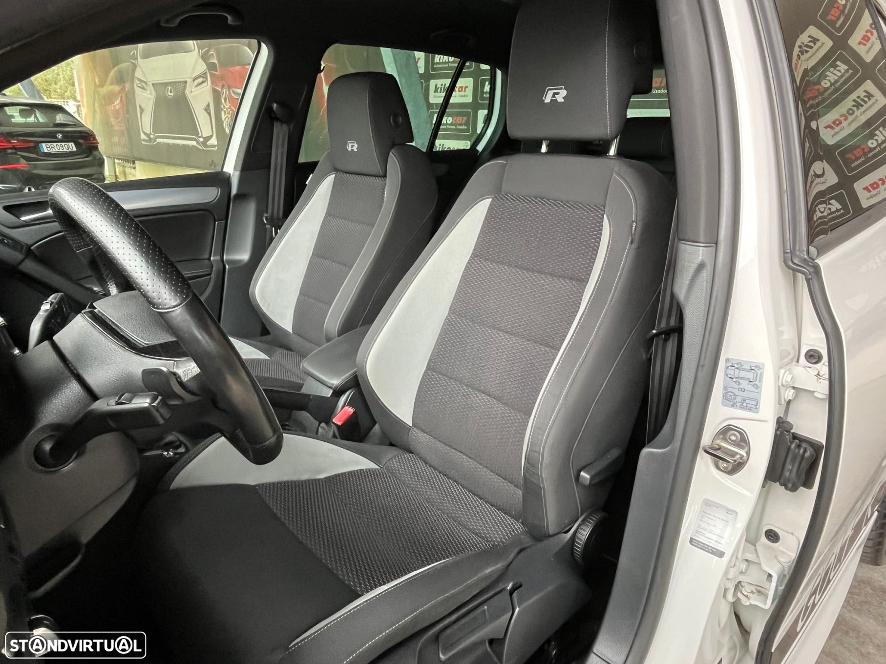 VW Golf 2.0 R DSG - 17