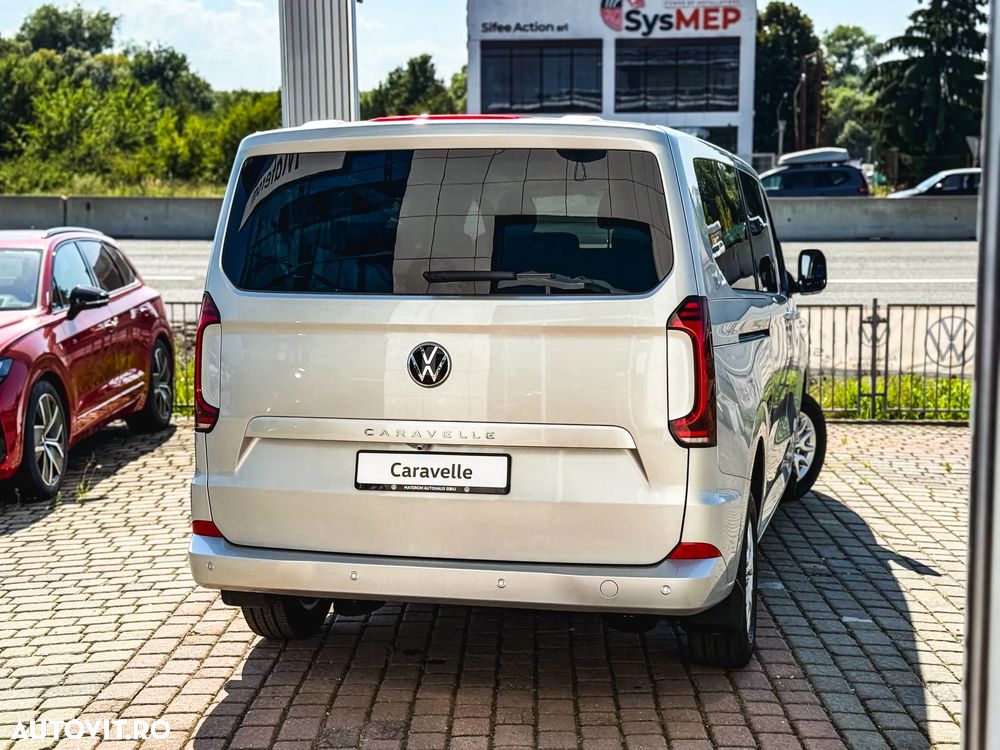 Volkswagen Caravelle - 10