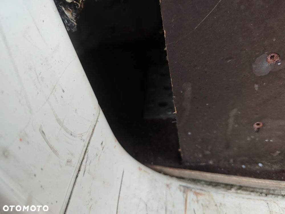 Volkswagen TRANSPORTER T5 - 21