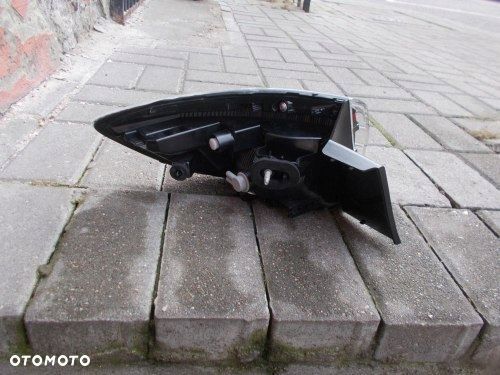 LAMPA PRAWA TYLNA LED RENAULT CLIO V 5 LIFT HYBRYDA 265502066R - 4