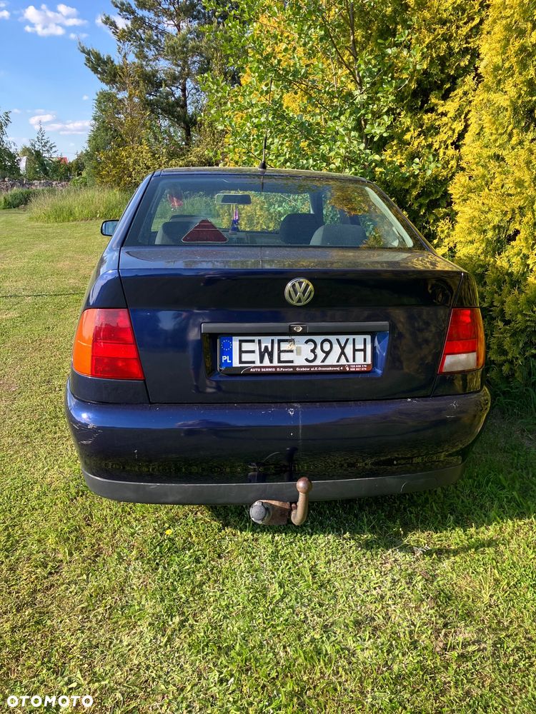 Volkswagen Polo 1.4 16V Basis - 3