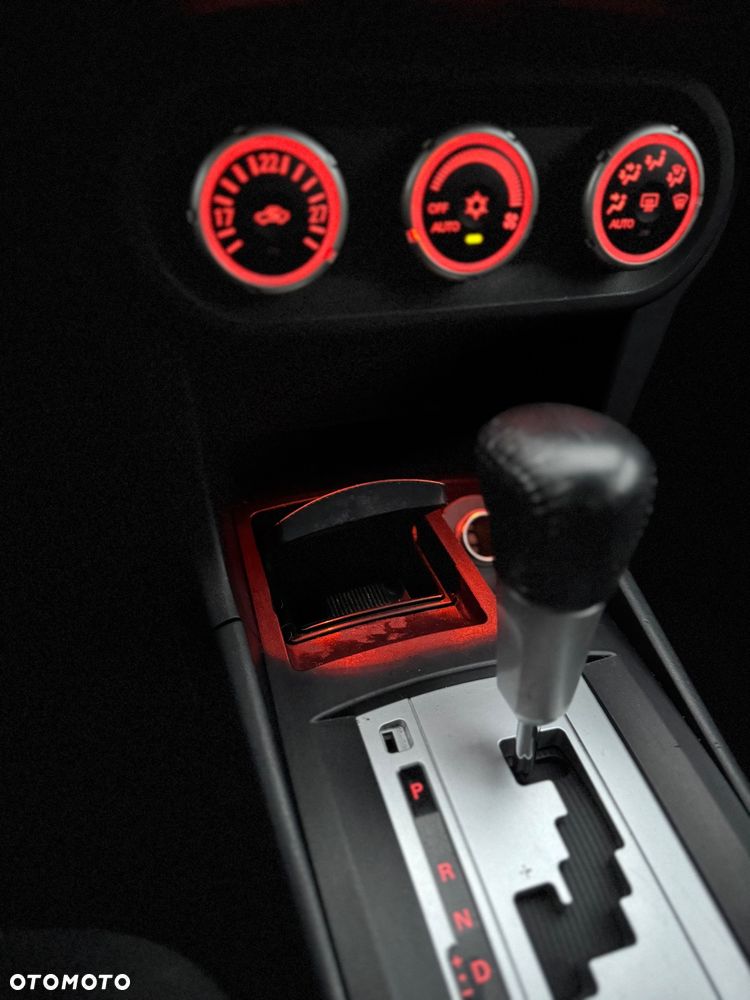 Mitsubishi Lancer 1.8 CVT Invite - 35