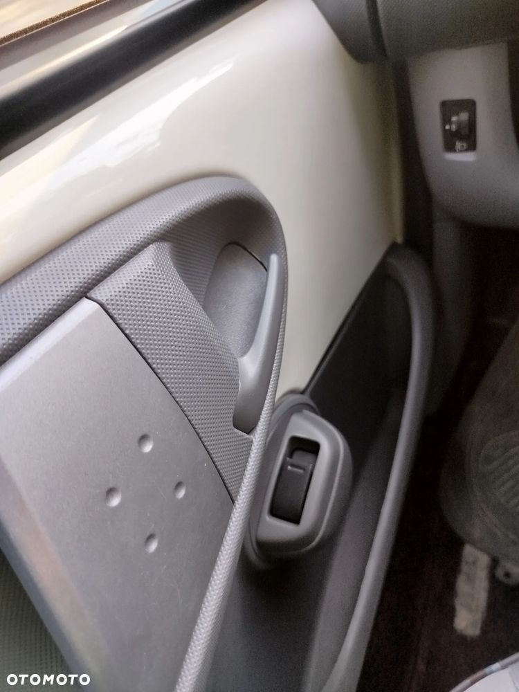 Citroën C1 1.0 C-Chic - 5