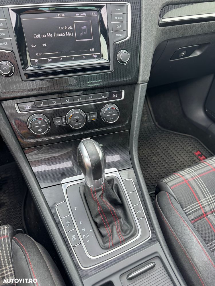 Volkswagen Golf 2.0 TSI BMT DSG GTI Performance - 16