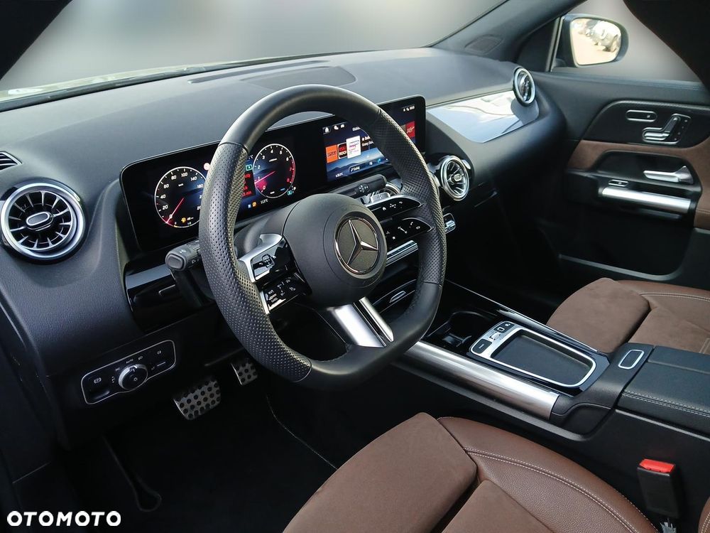 Mercedes-Benz GLA 220 4Matic 8G-DCT AMG Line Advanced Plus - 10