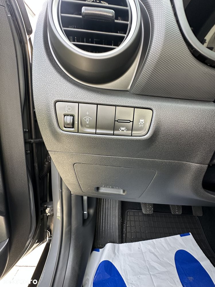 Hyundai Kona 1.0 T-GDI Smart - 18