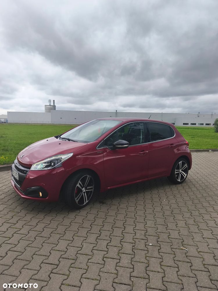 Peugeot 208 1.2 PureTech Allure S&S - 2
