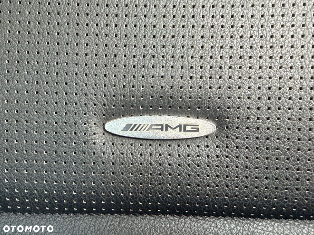 Mercedes-Benz Klasa E 63 AMG - 17