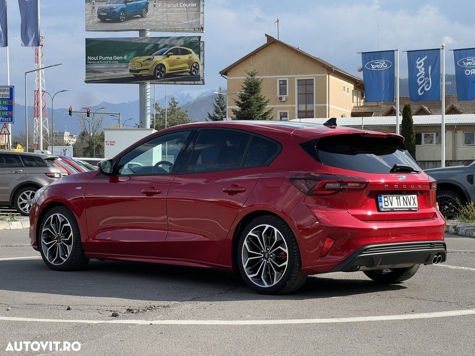 Ford Focus - 8