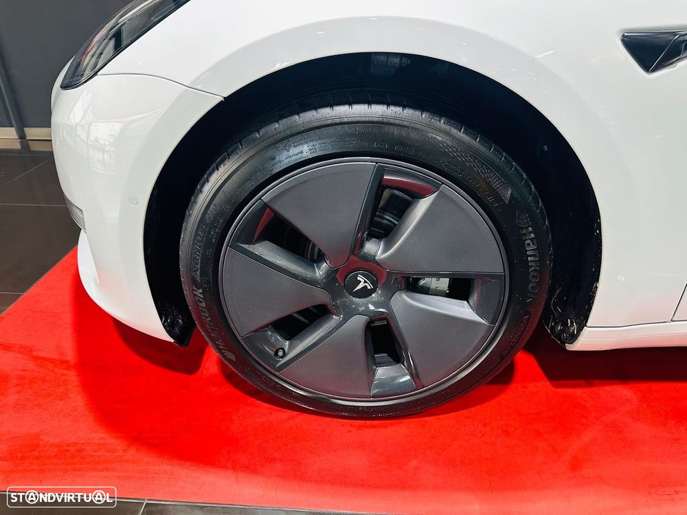 Tesla Model 3 Long-Range Dual Motor AWD - 18