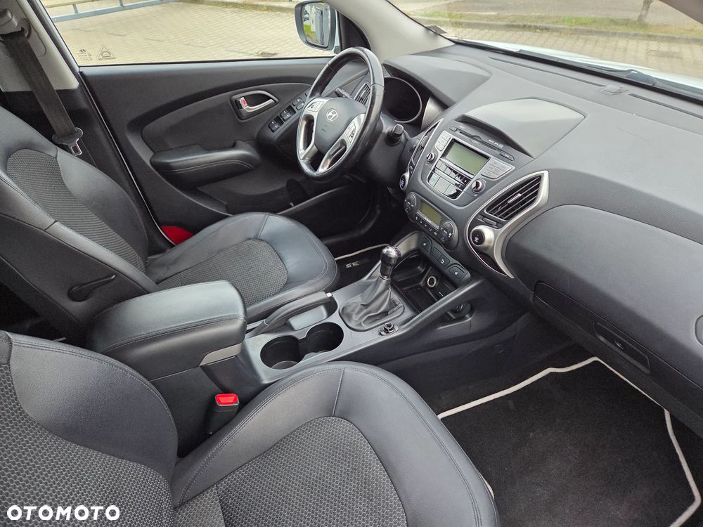Hyundai ix35 2.0 2WD Style - 16