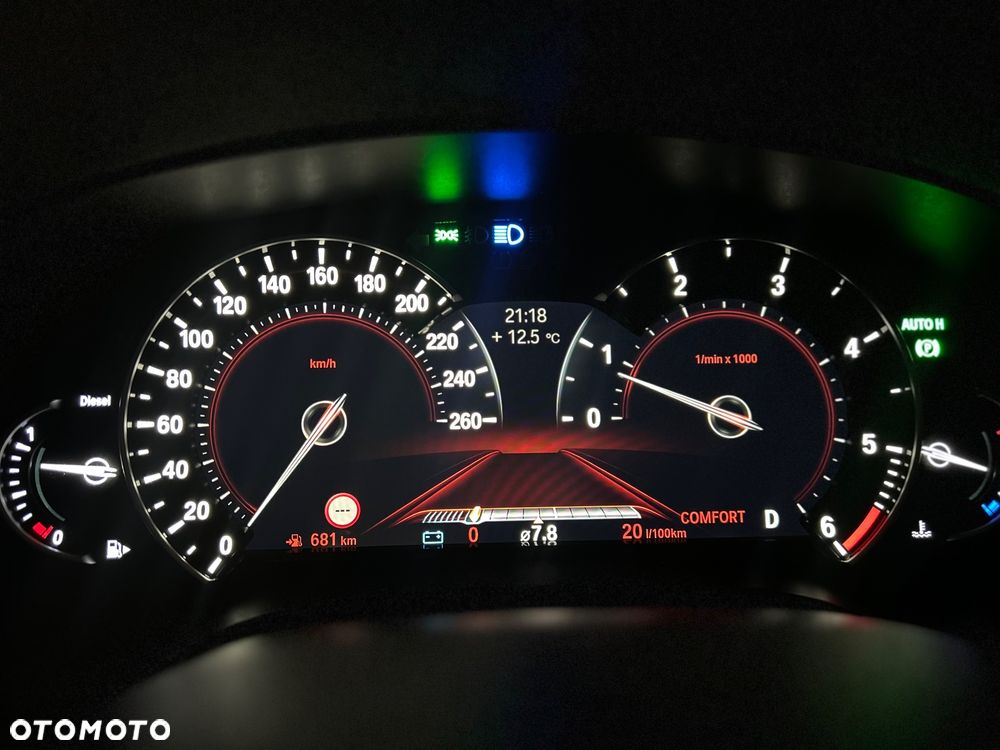 BMW Seria 5 520d Luxury Line - 17