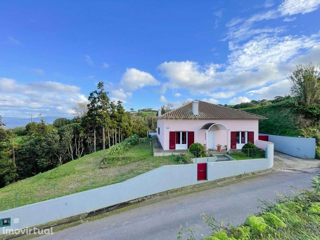 Casa com Vista Mar em  Santa Bárbara, Ponta Delgada - Grande imagem: 2/15
