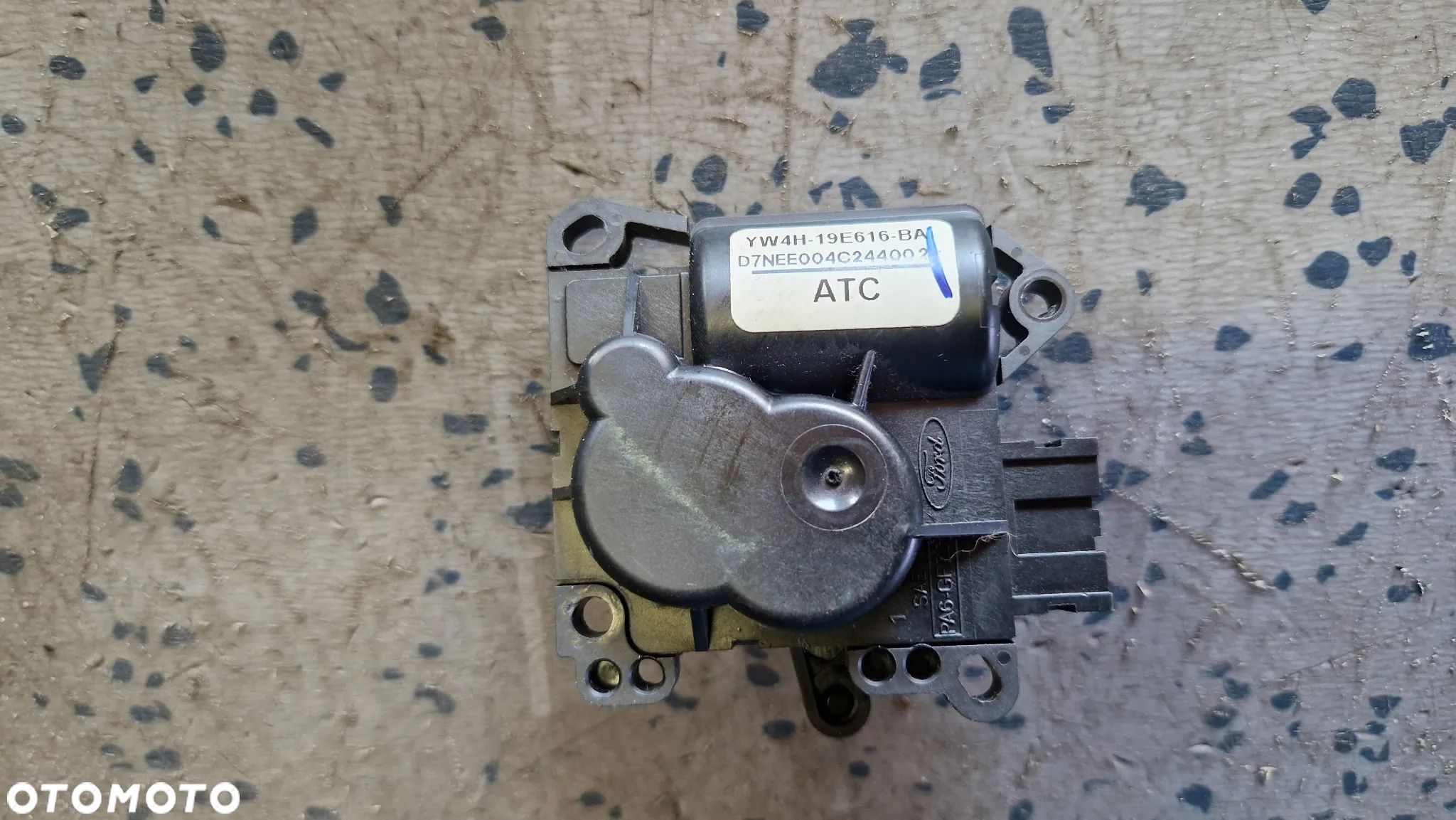 JAGUAR S TYPE SILNICZEK NAGRZEWNICY YW4H-19E616-BA - 1