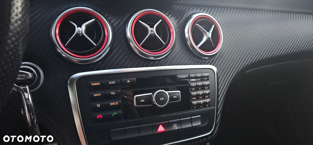 Mercedes-Benz Klasa A 180 (BlueEFFICIENCY) AMG Sport - 37