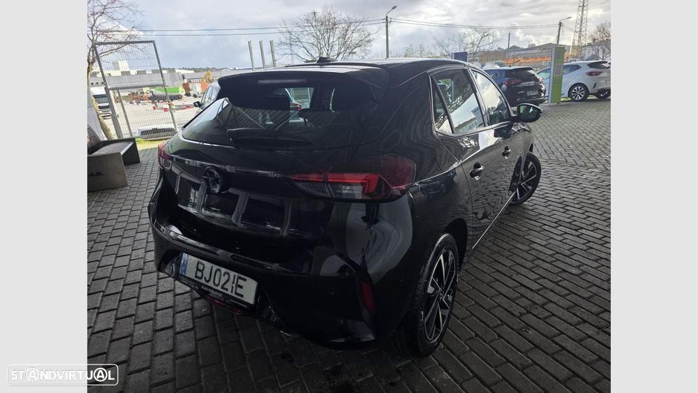 Opel Corsa 1.2 T GS - 4