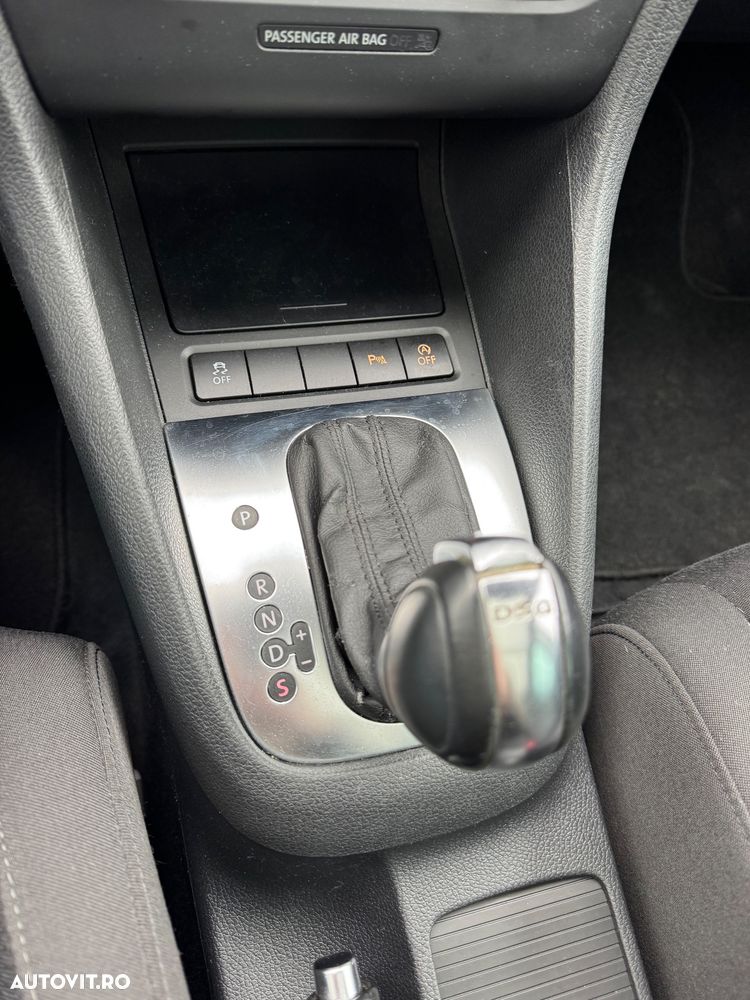 Volkswagen Golf 1.6 TDI BlueMotion Technology DSG Comfortline - 12