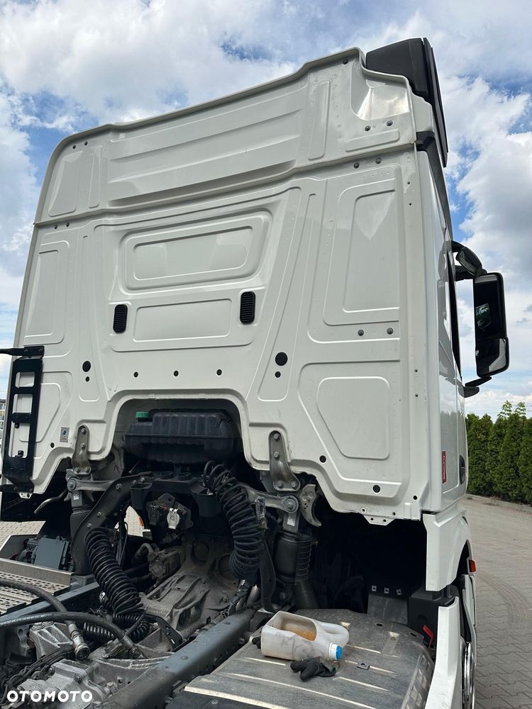 Mercedes-Benz ACTROS F 1851 - 8
