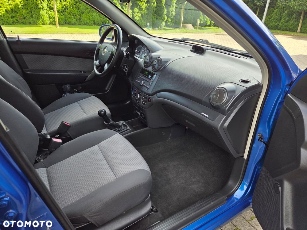 Chevrolet Aveo 1.2 16V LT - 38