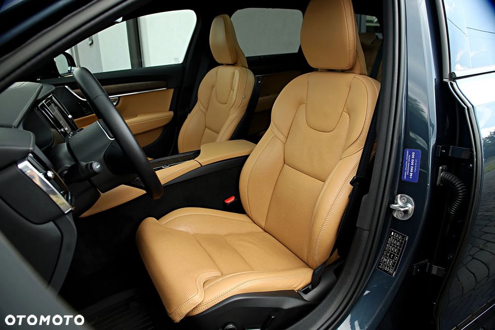 Volvo V90 B5 D AWD Ultimate Dark - 19