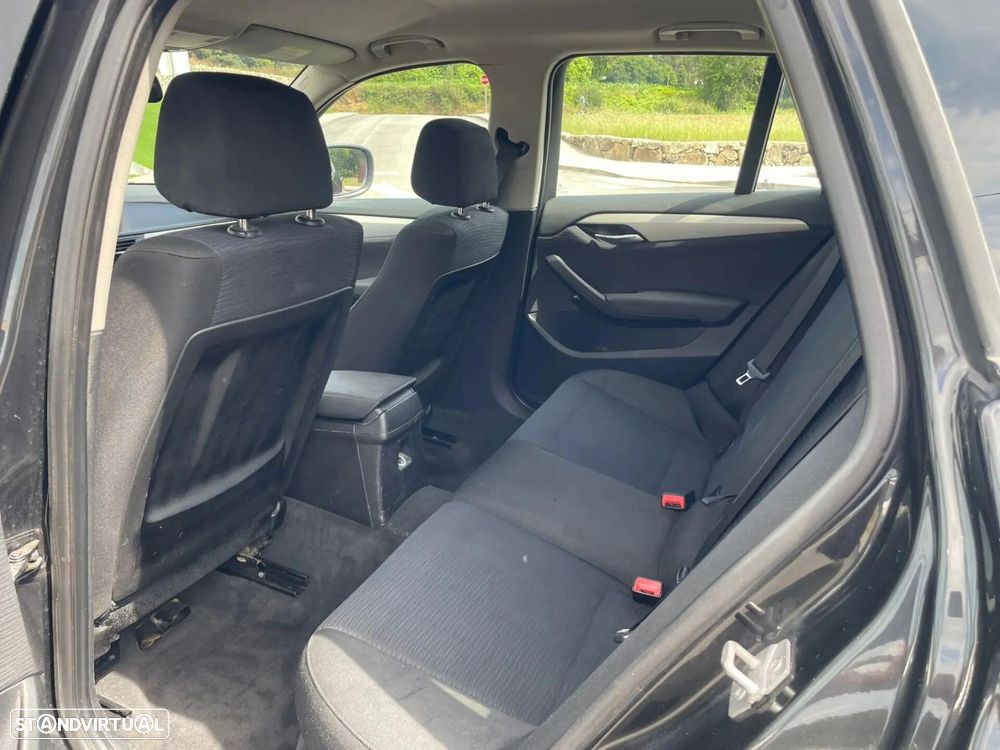 BMW X1 18 d sDrive - 19