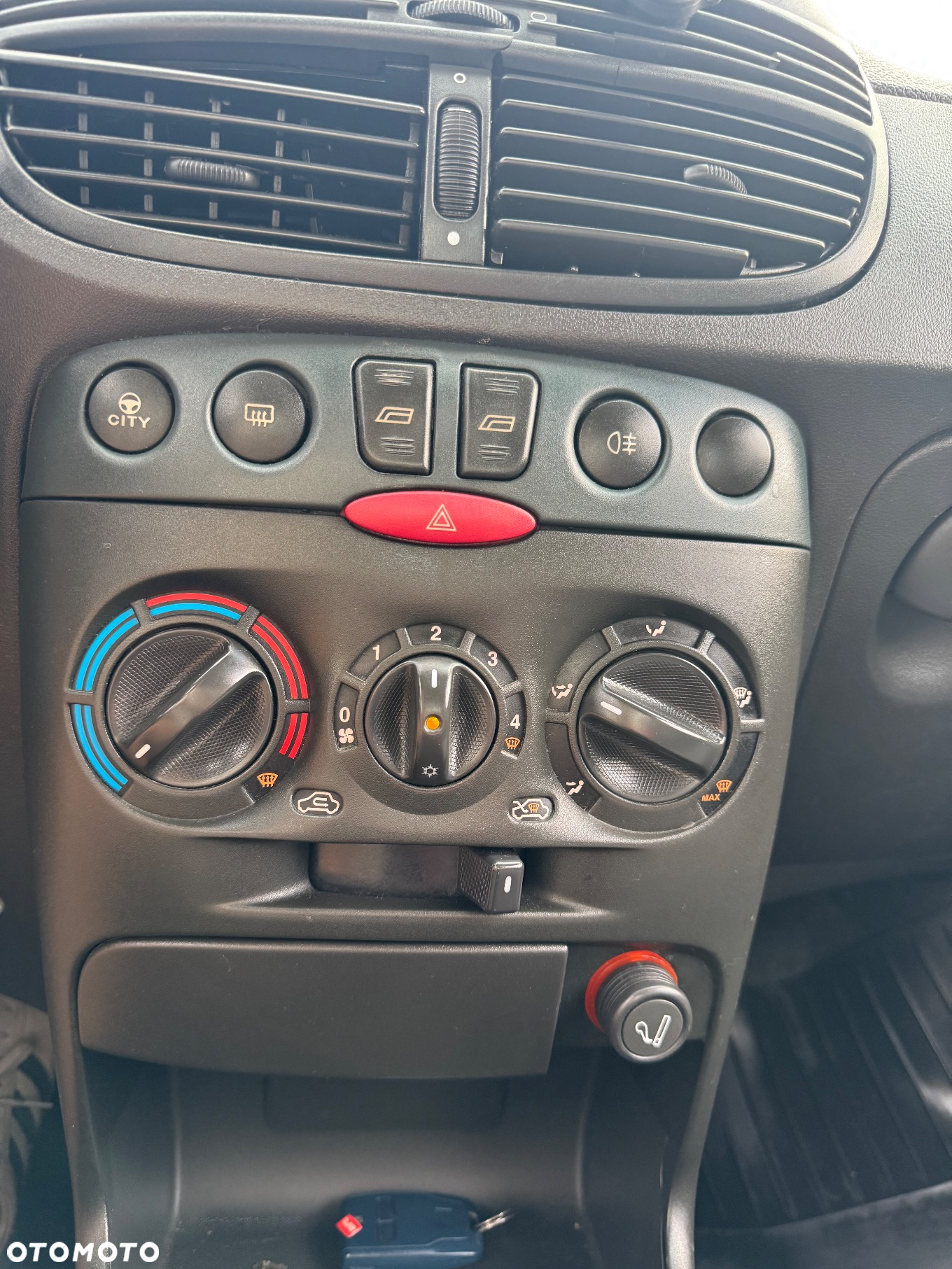 Fiat Punto 1.2 8V - 33