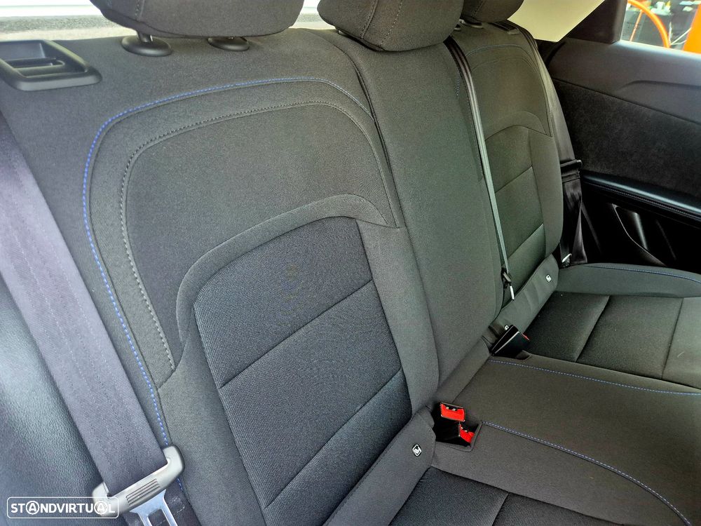 MG MG4 4 Standard - 23