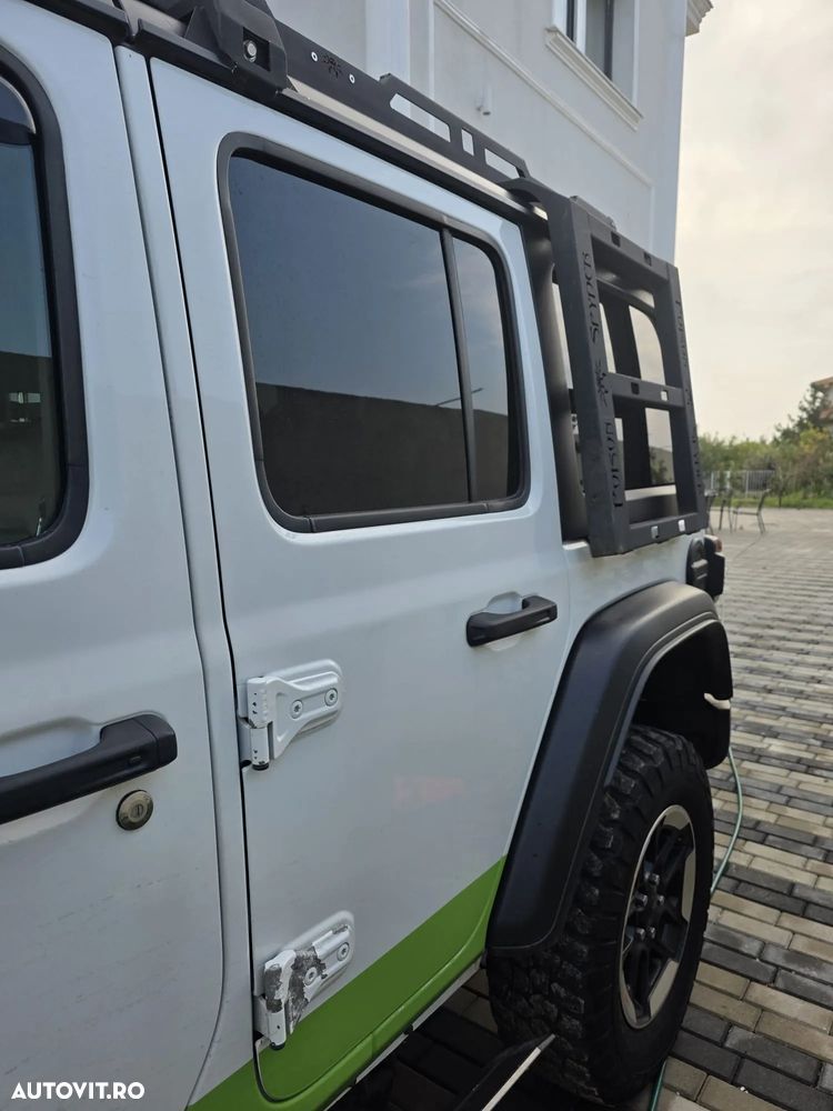 Jeep Wrangler - 14