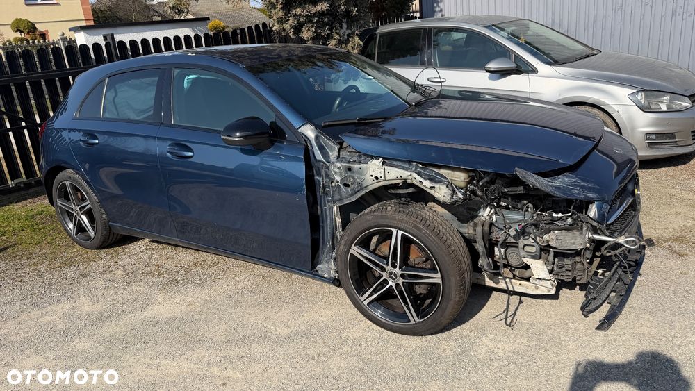 Mercedes-Benz Klasa A 180 d 7G-DCT Edition 19 - 26