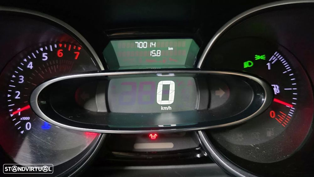 Renault Clio 0.9 TCE Luxe - 9