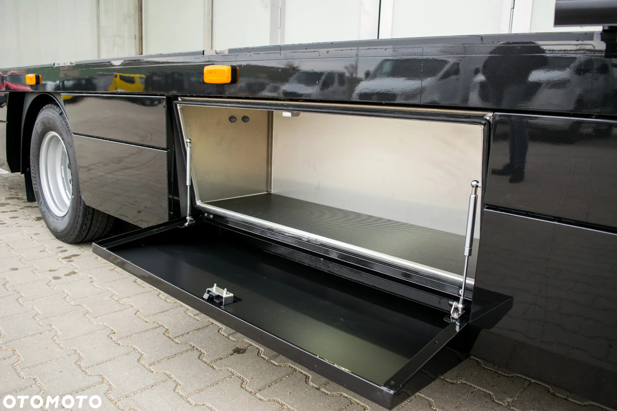 Iveco DAILY 72C18 Autokontener - 15