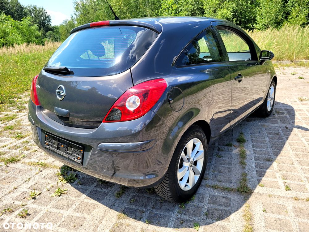 Opel Corsa 1.2 16V Energy - 11