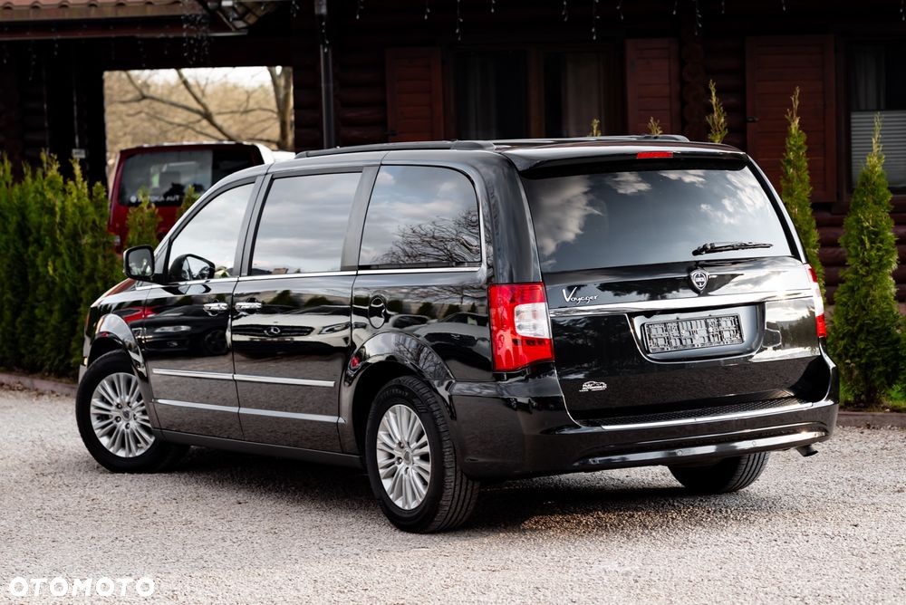 Lancia Voyager 3.6 Platinum - 9